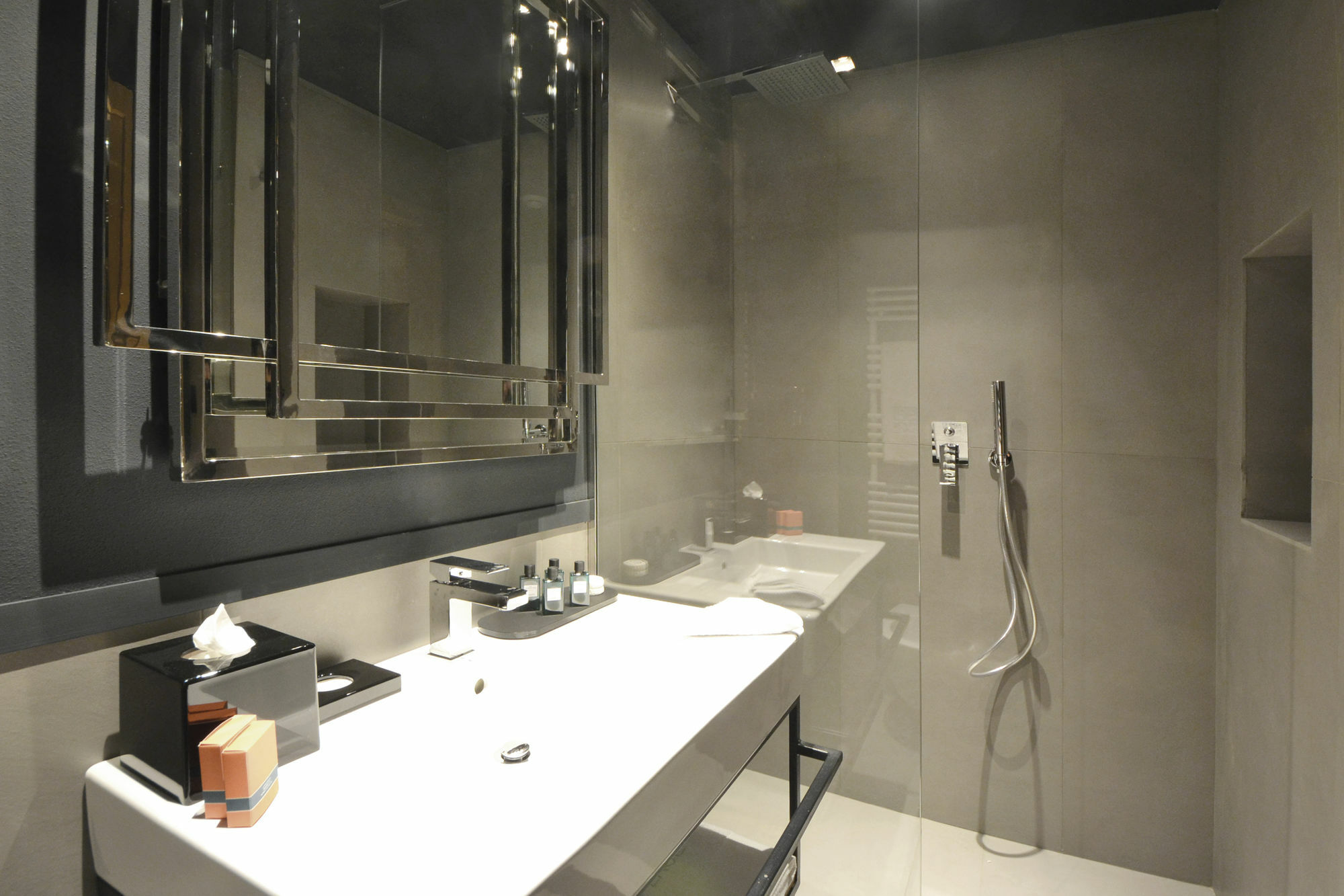 Parioli Place B&B ローマ エクステリア 写真